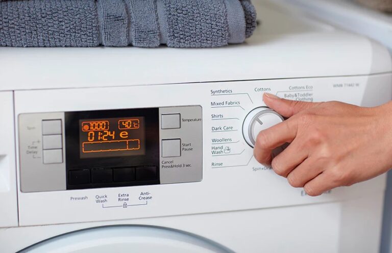 How to use a washing machine (Step-by-step guide)