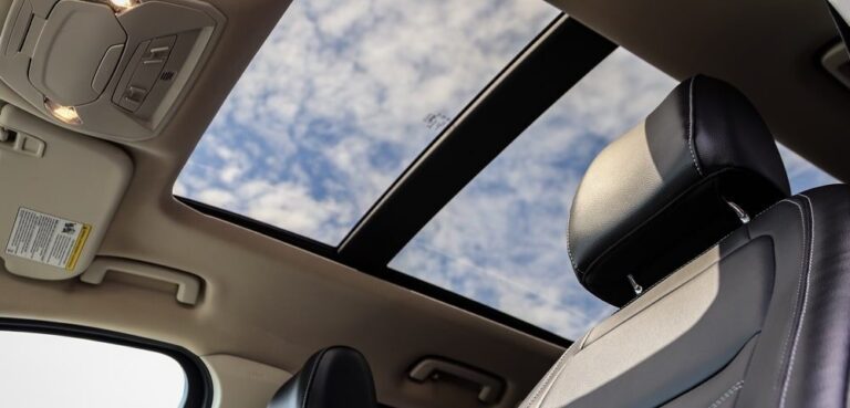 Get To Know Some of The Common Problems with Sunroofs and an Auto Sunroof Repair Service in Houston, Texas.