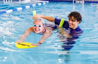 Why some children can swim but still panic