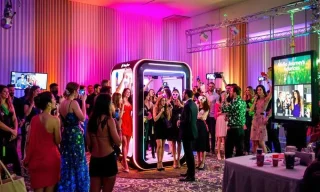 Why Photo Booth Rentals Are Becoming a Must-Have Feature for Modern Events